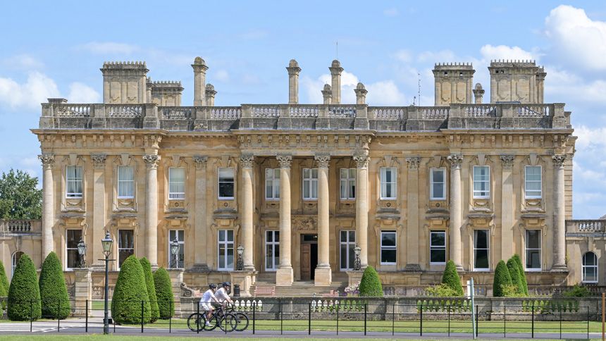 UK Hotels - Up to £80 Teachers discount