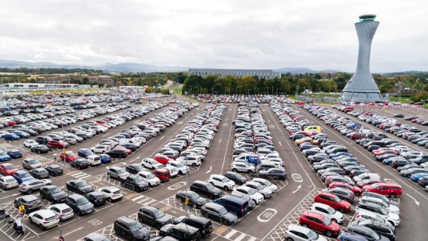 Edinburgh Airport Parking - 20% Teachers discount