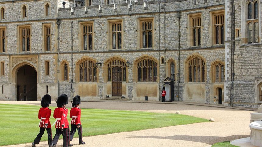 Hop on Hop off London Bus Tour - 10% Teachers discount on selected coach tours